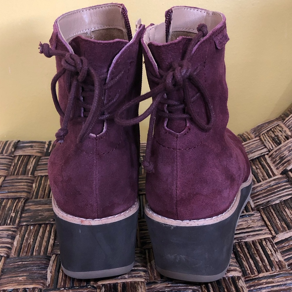 Women’s Earth Purple Boots